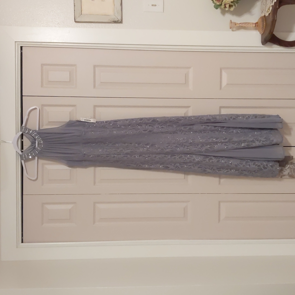 Nightway Women's Roller Glitter Lace Illusion Bead Neck Petite